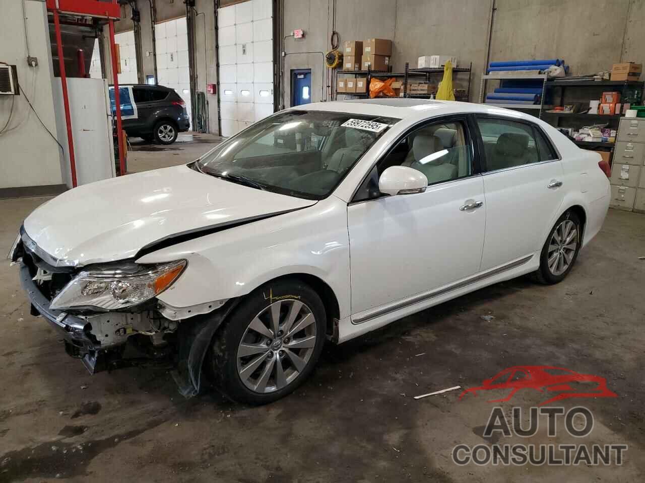 TOYOTA AVALON 2011 - 4T1BK3DB3BU381673