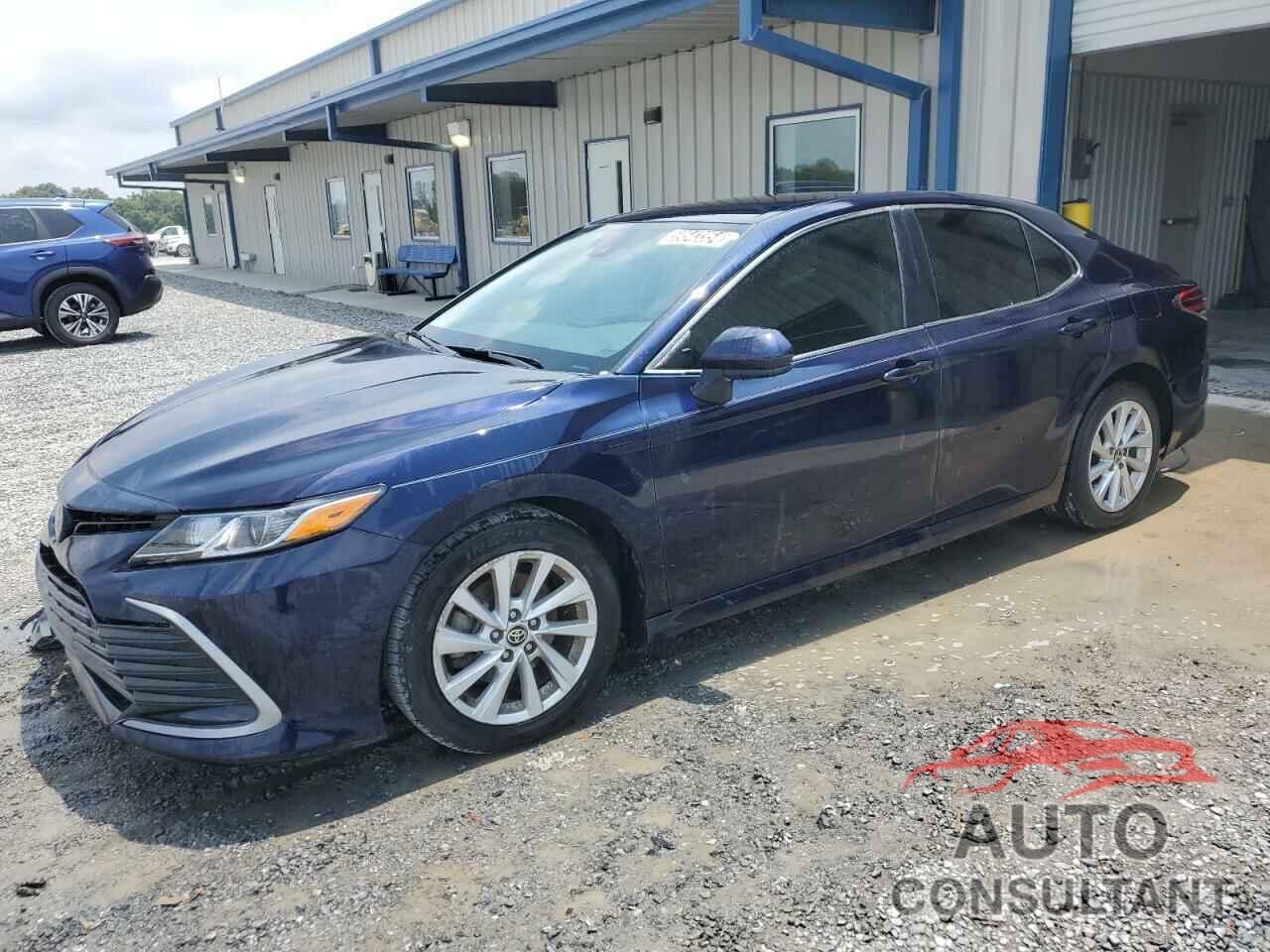 TOYOTA CAMRY 2021 - 4T1C11AK5MU572370