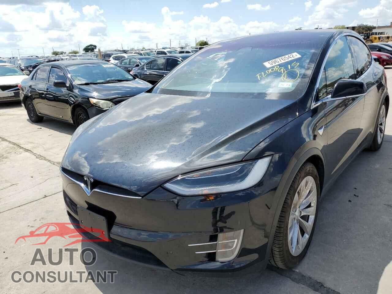 TESLA MODEL X 2017 - 5YJXCBE21HF044422