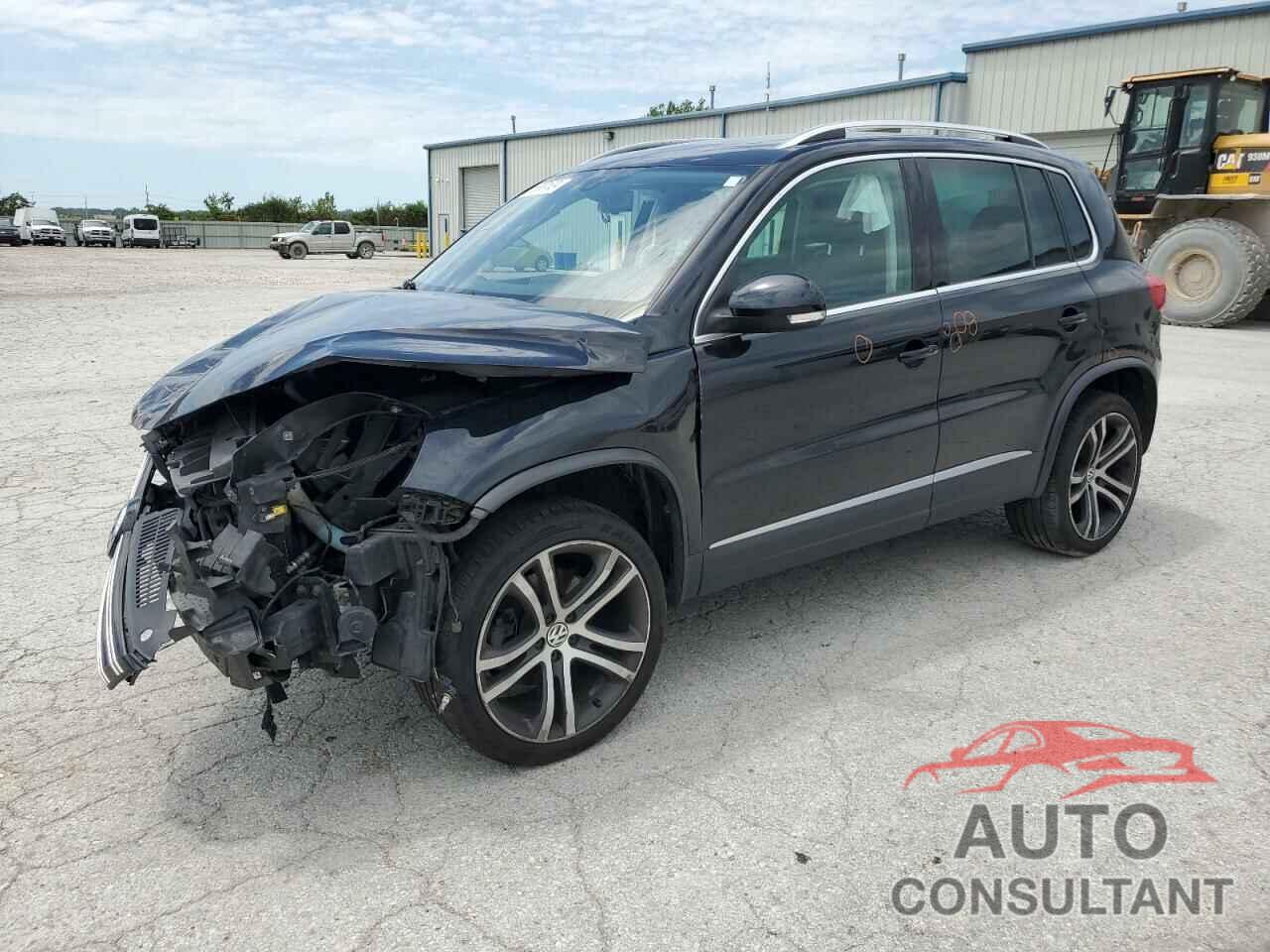 VOLKSWAGEN TIGUAN 2017 - WVGWV7AX5HW504970