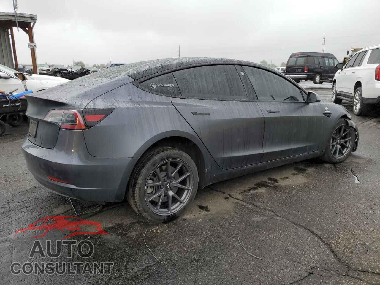 TESLA MODEL 3 2023 - 5YJ3E1EB0PF686552