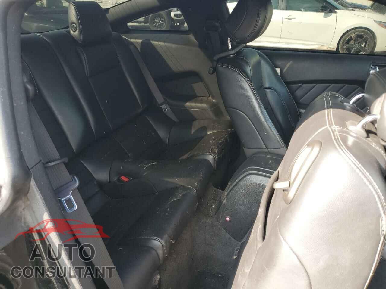 FORD MUSTANG 2013 - 1ZVBP8CF1D5242885