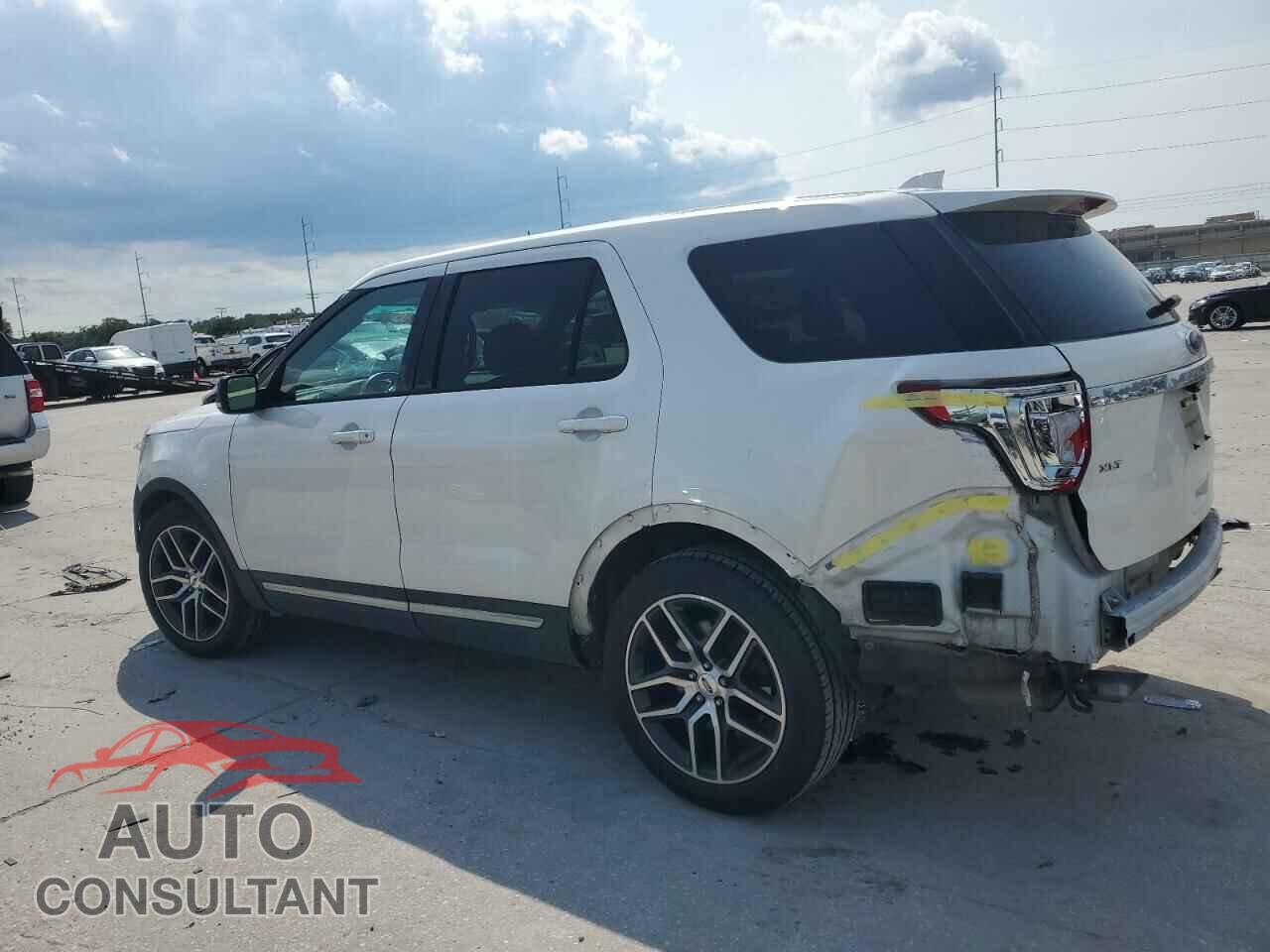 FORD EXPLORER 2017 - 1FM5K7D88HGB49909