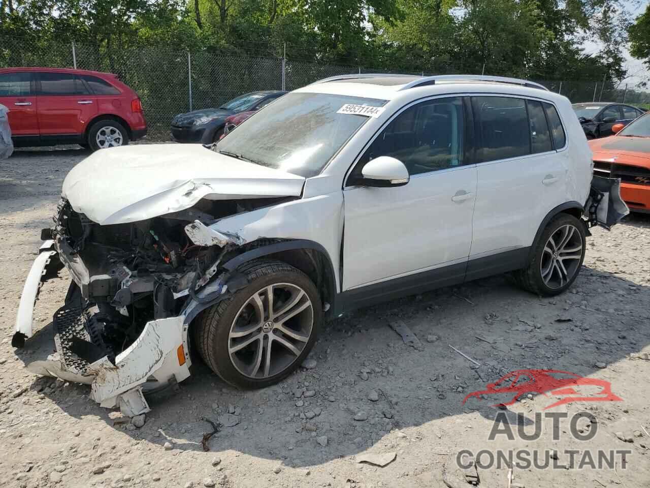 VOLKSWAGEN TIGUAN 2017 - WVGVV7AX4HW500095