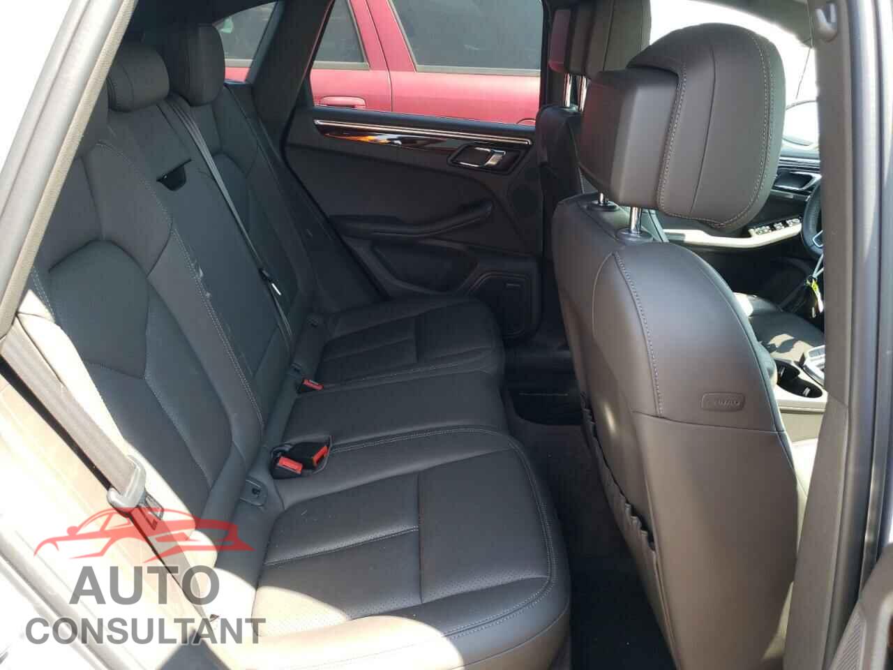 PORSCHE MACAN 2017 - WP1AB2A52HLB19004