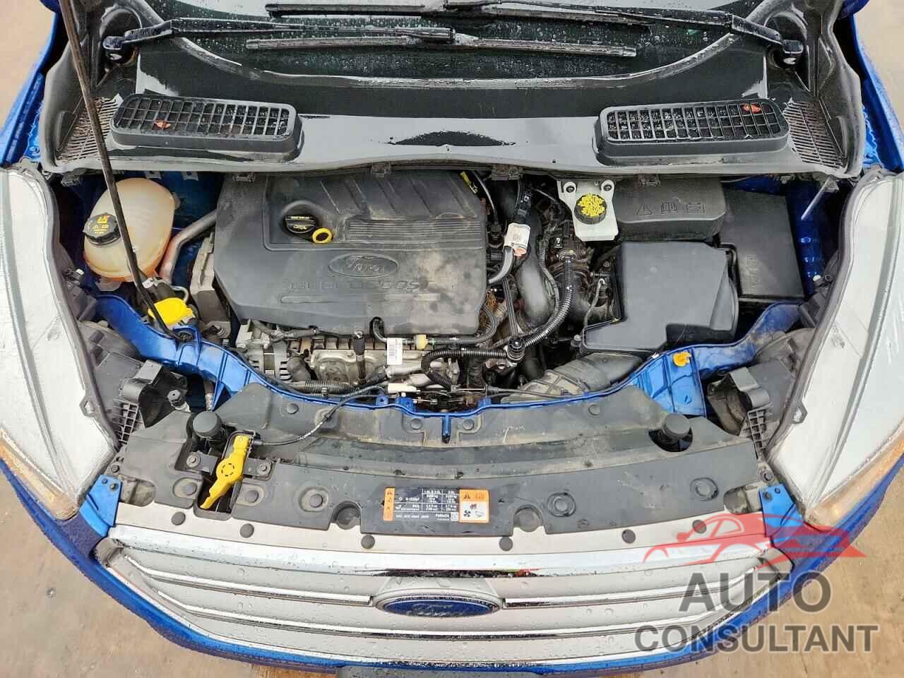 FORD ESCAPE 2017 - 1FMCU0GD8HUB93587