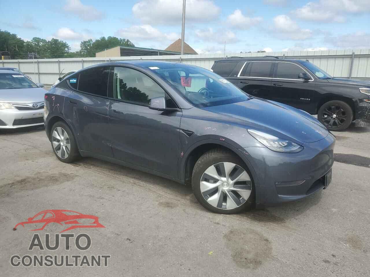 TESLA MODEL Y 2021 - 5YJYGDEE5MF086441