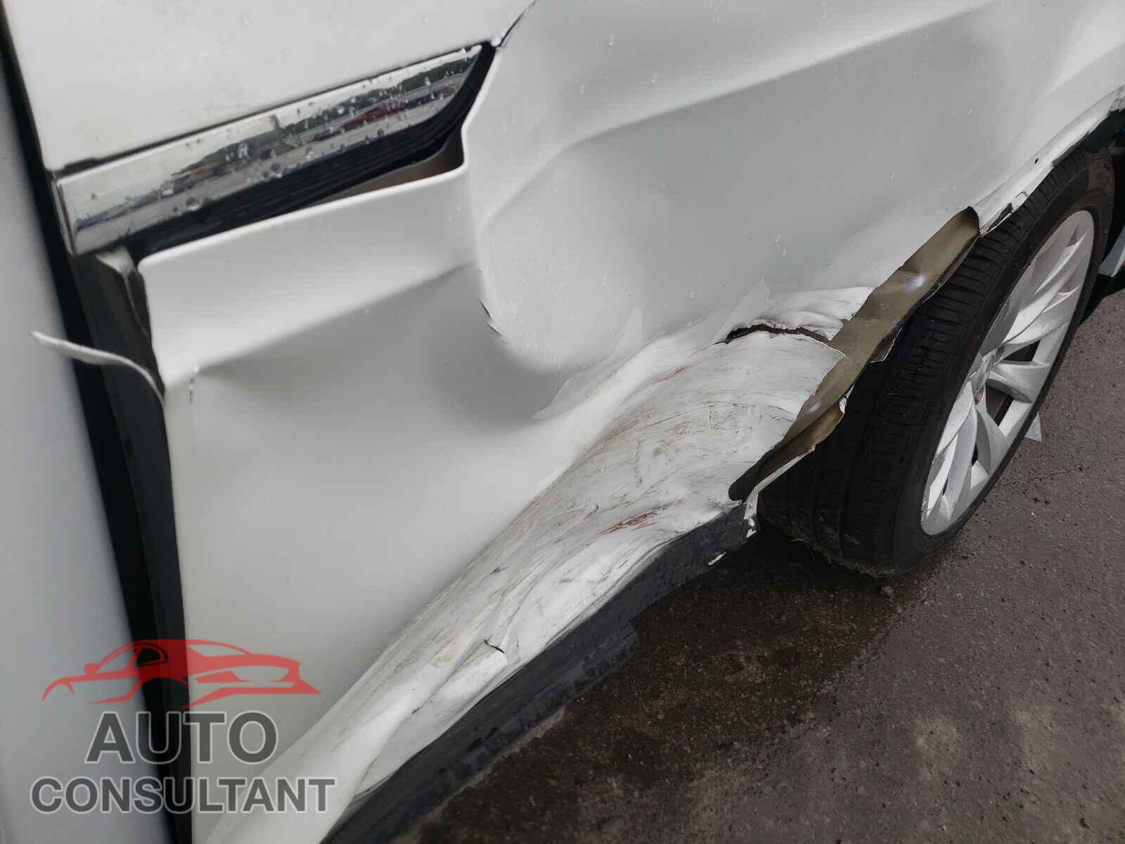 TESLA MODEL X 2020 - 5YJXCDE2XLF229136