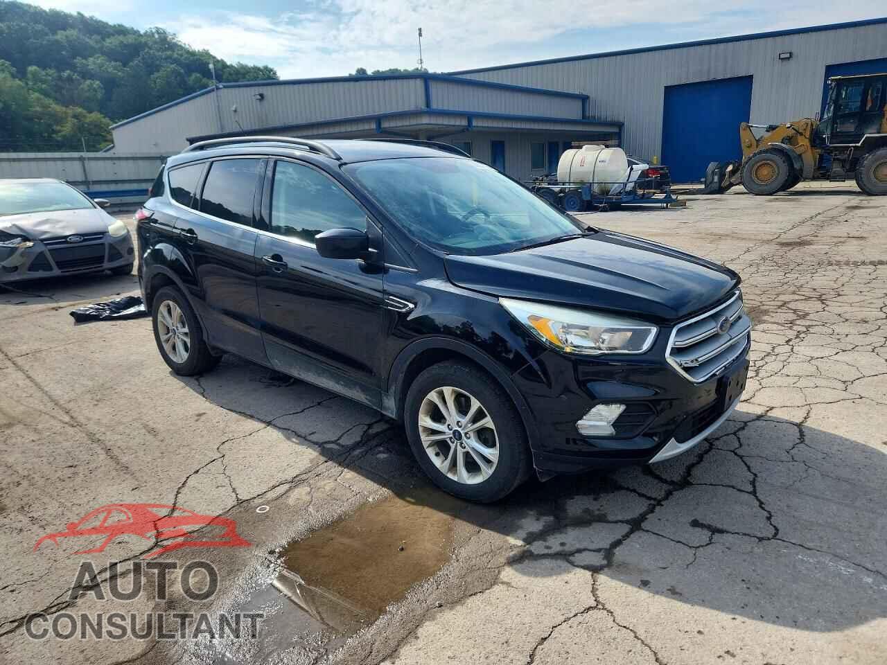 FORD ESCAPE 2018 - 1FMCU9GD5JUA10754
