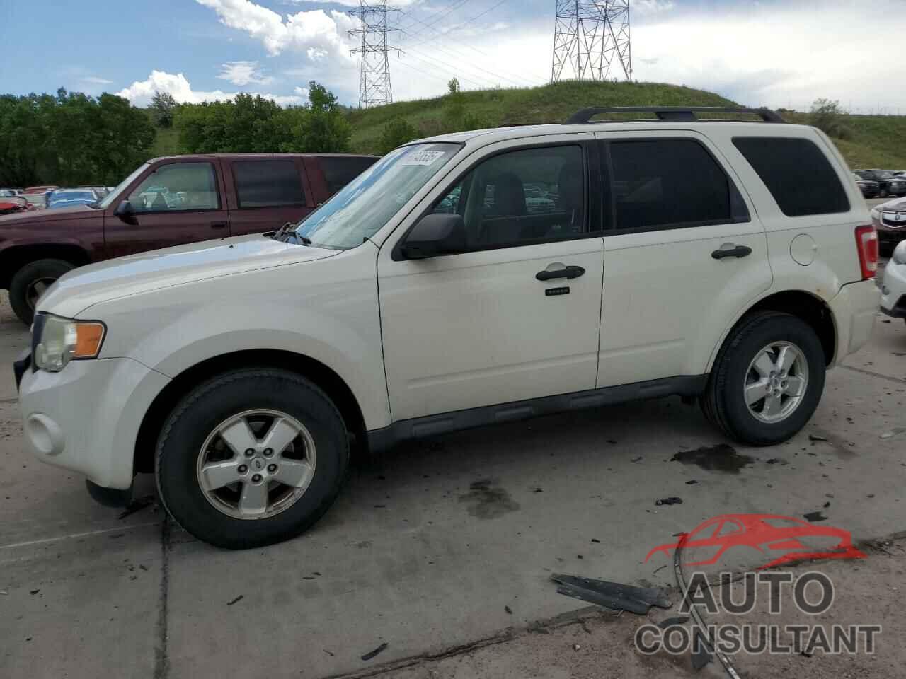 FORD ESCAPE 2010 - 1FMCU9DG2AKB19036