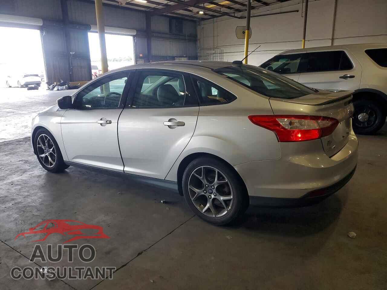 FORD FOCUS 2014 - 1FADP3F27EL448111