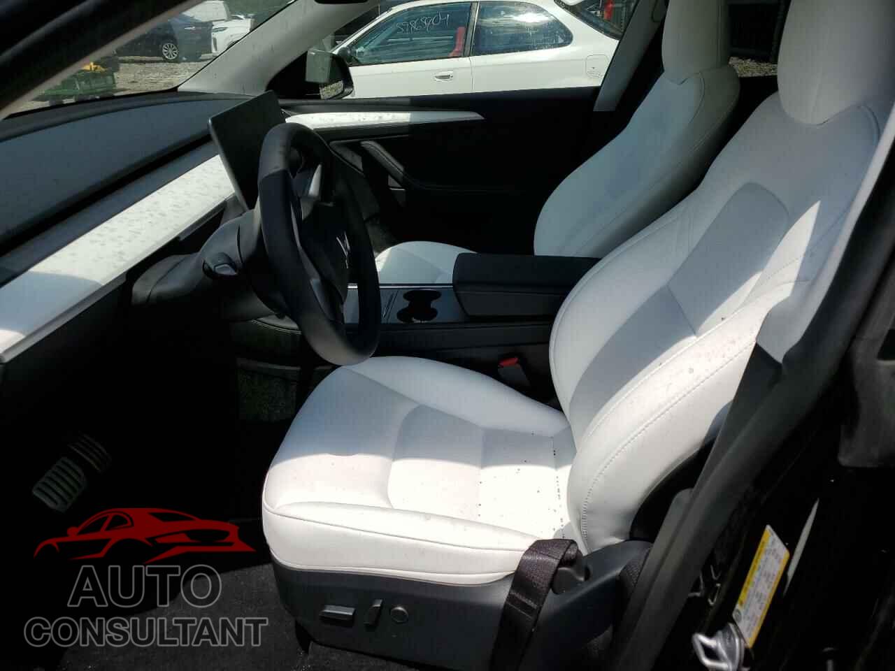 TESLA MODEL Y 2023 - 7SAYGDEF6PF871485