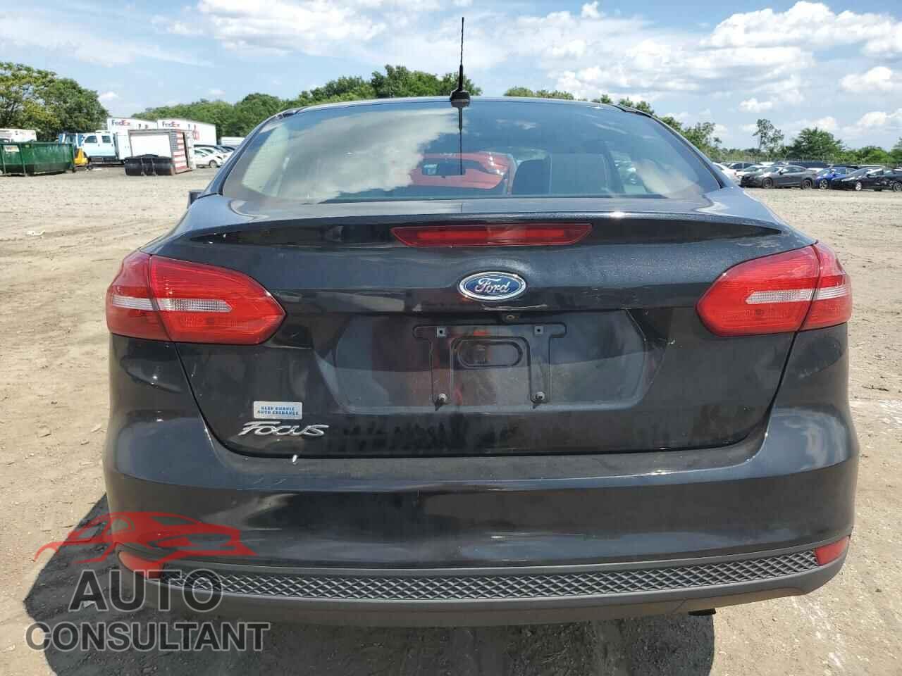 FORD FOCUS 2015 - 1FADP3E23FL276730