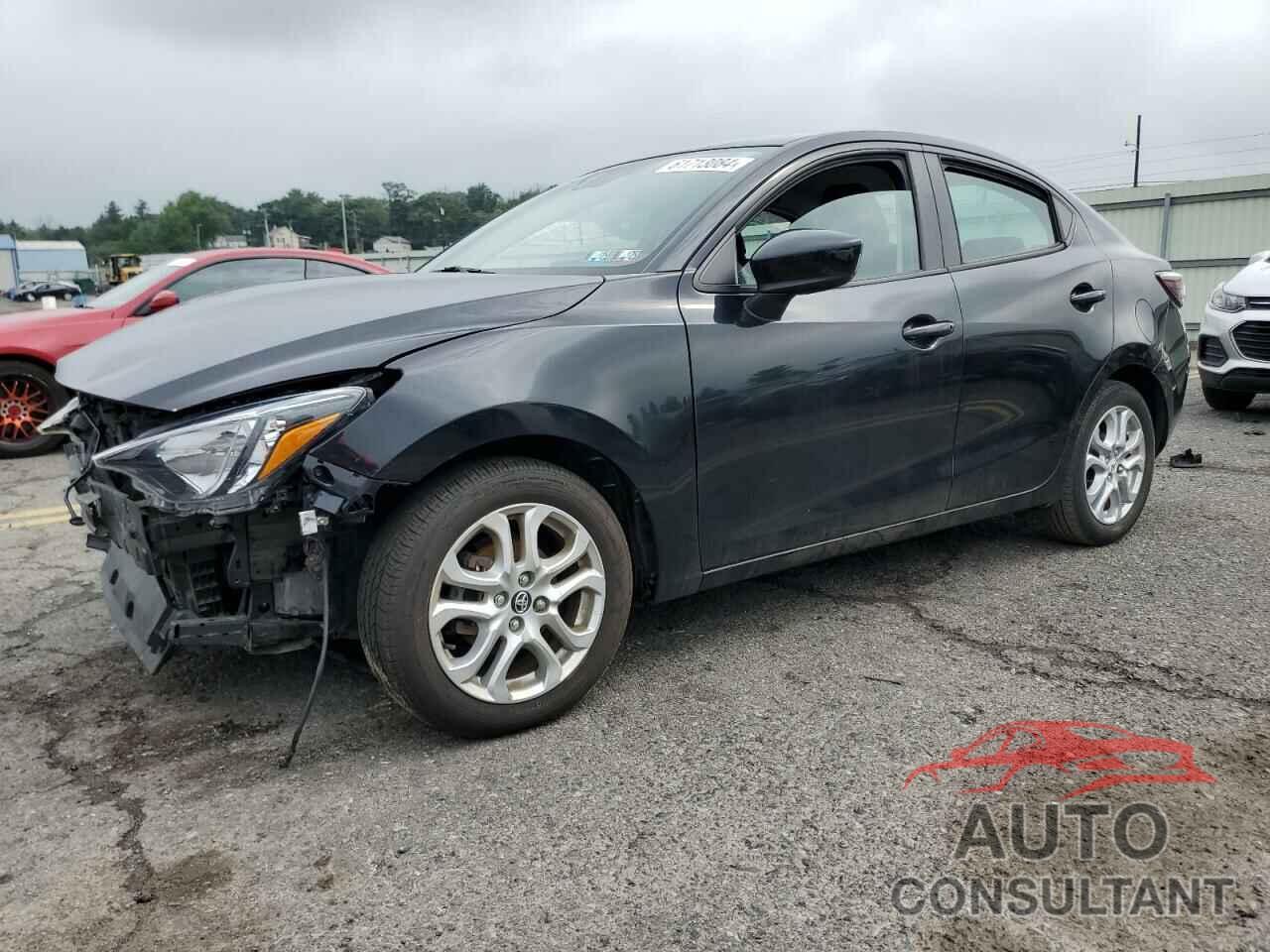 TOYOTA YARIS 2017 - 3MYDLBYV9HY174348