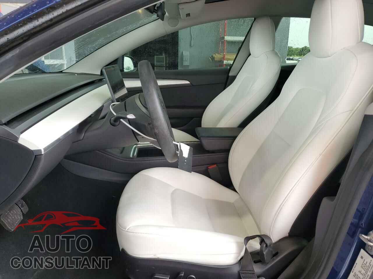 TESLA MODEL 3 2022 - 5YJ3E1EB8NF114643