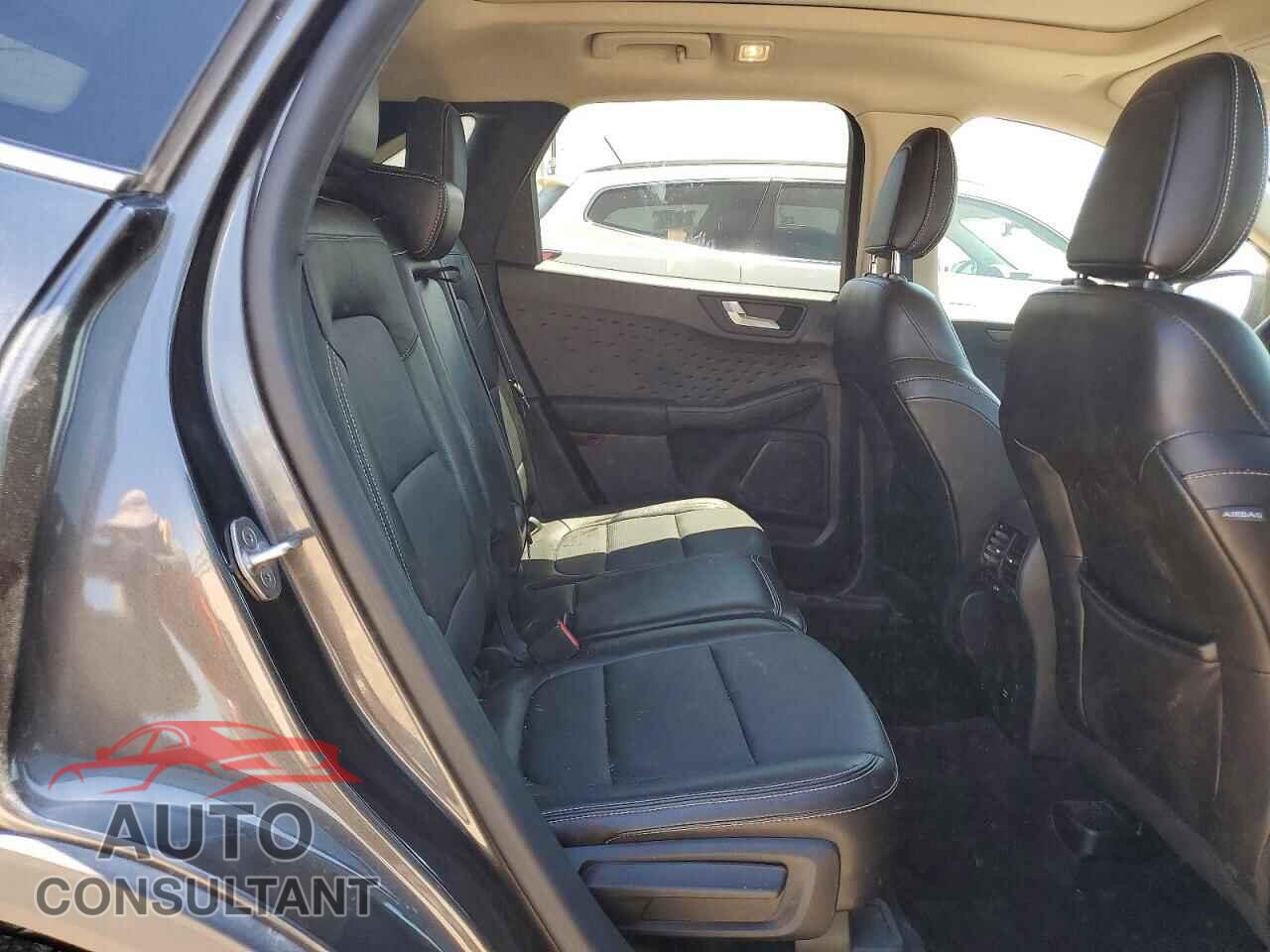 FORD ESCAPE 2020 - 1FMCU9J93LUA35014