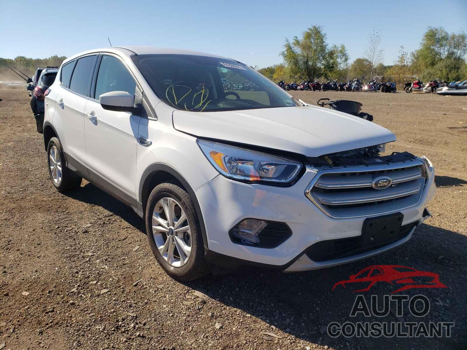 FORD ESCAPE 2019 - 1FMCU9GD9KUA94563