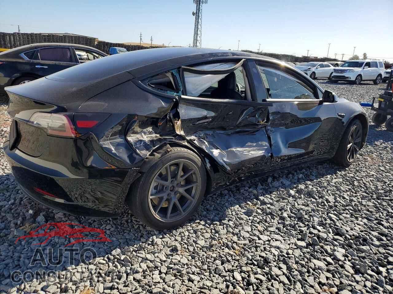 TESLA MODEL 3 2021 - 5YJ3E1EA4MF023035
