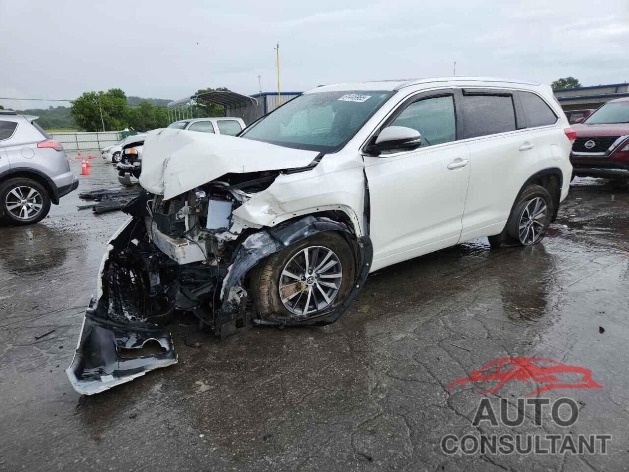 TOYOTA HIGHLANDER 2018 - 5TDKZRFH8JS541778