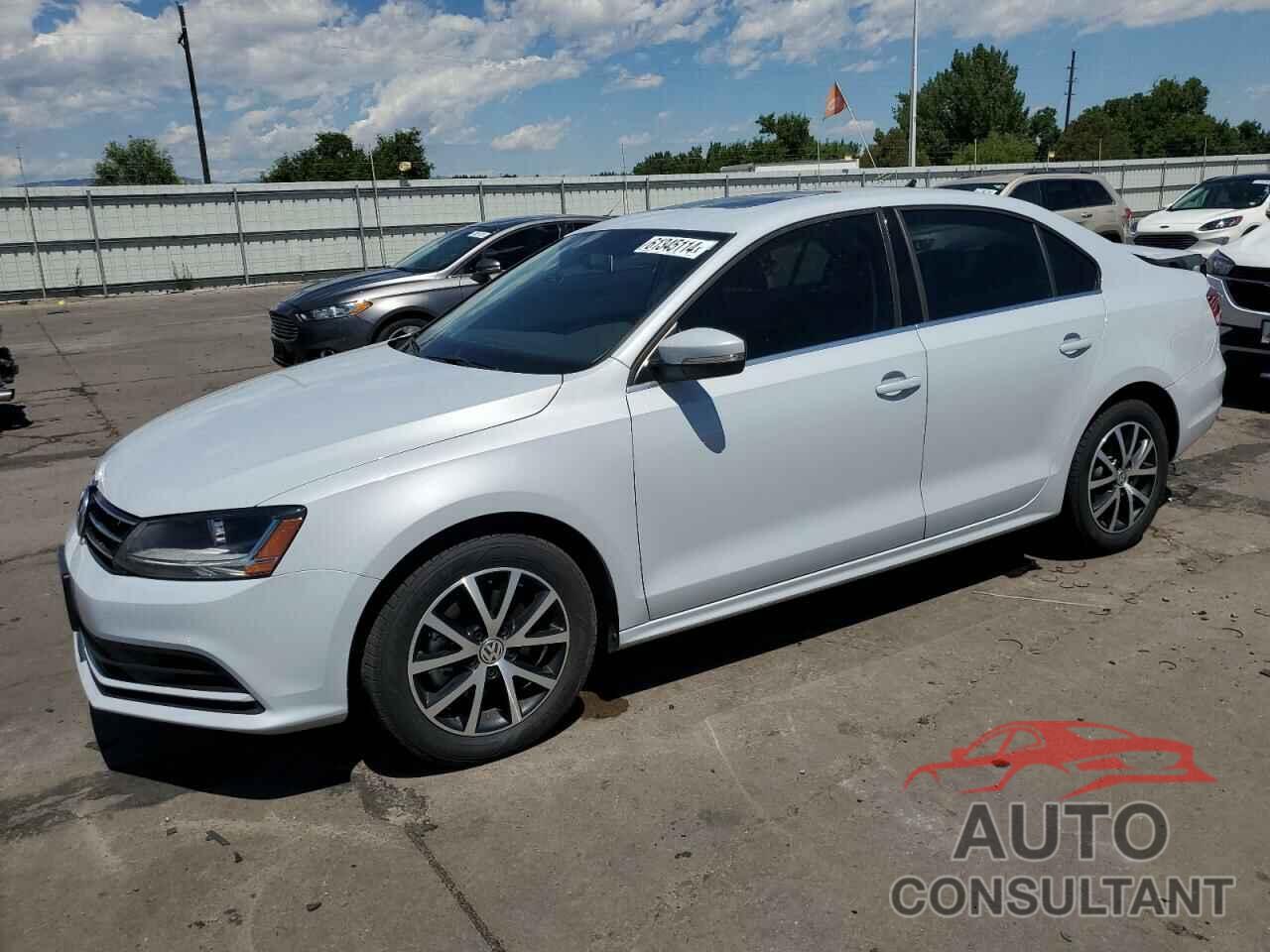 VOLKSWAGEN JETTA 2018 - 3VWB67AJXJM228705