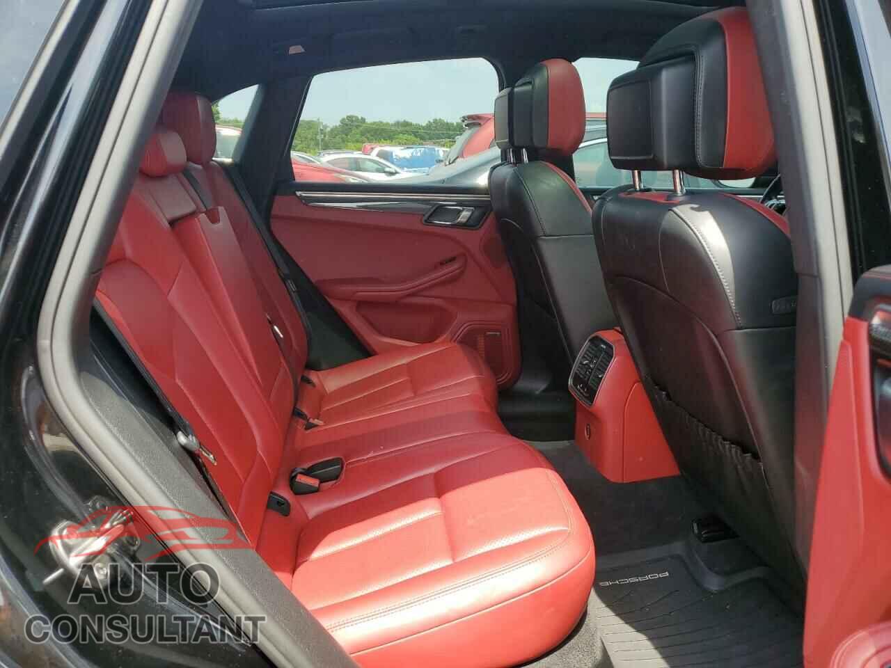 PORSCHE MACAN 2017 - WP1AG2A55HLB55805
