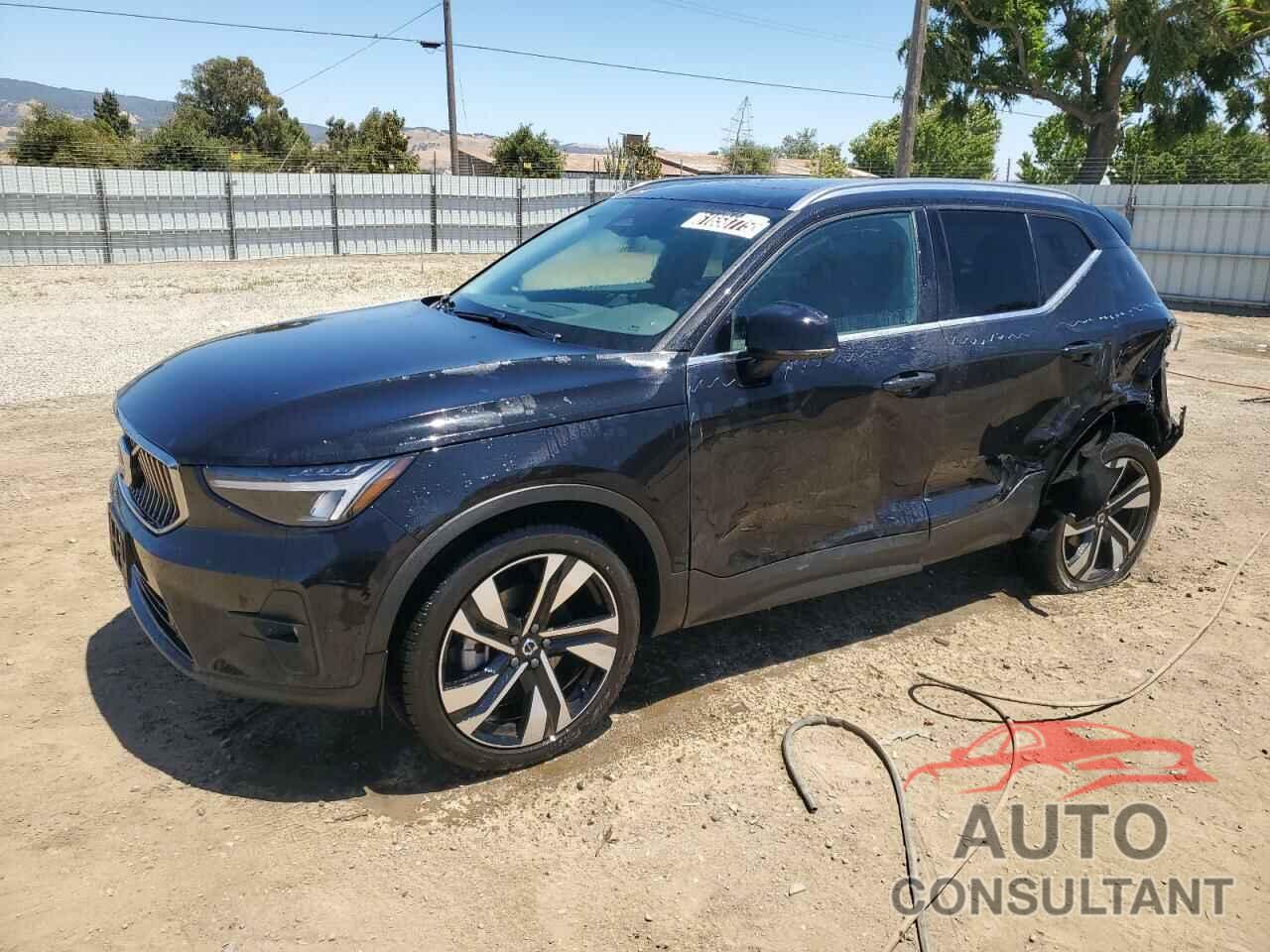 VOLVO XC40 PLUS 2025 - YV4L12UE4S2505278