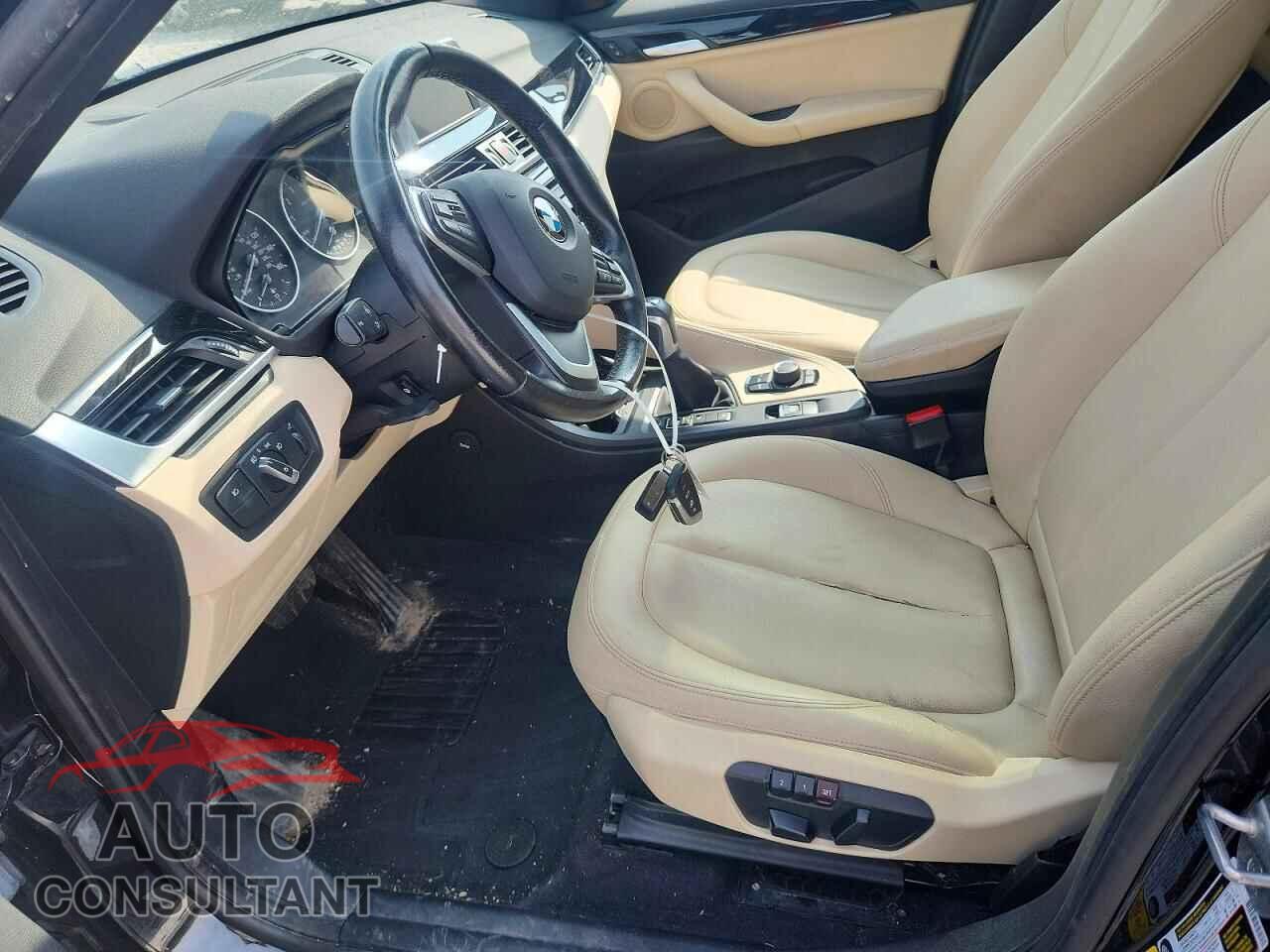 BMW X1 2017 - WBXHT3C36H5F80022