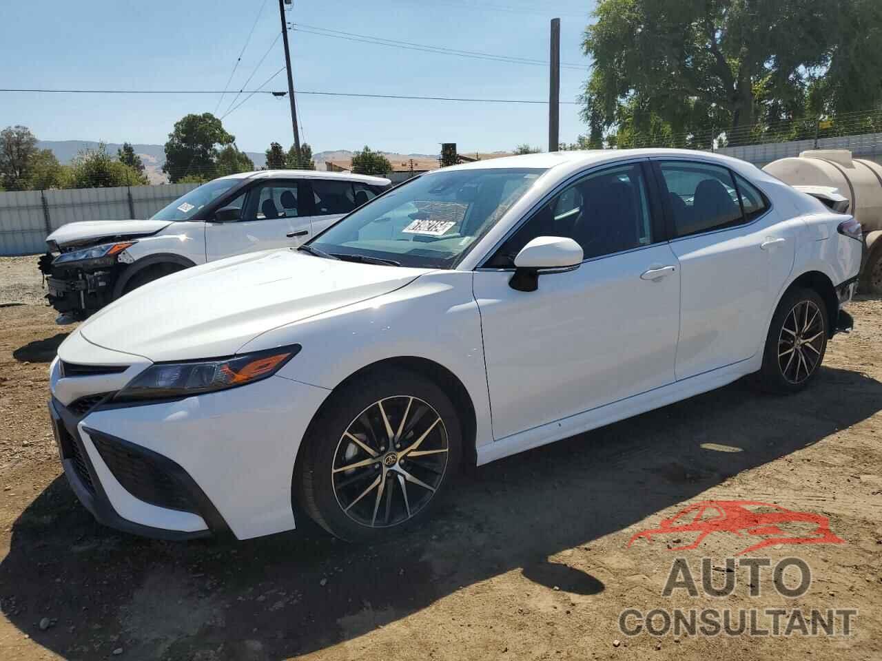 TOYOTA CAMRY 2024 - 4T1T11AK9RU863820