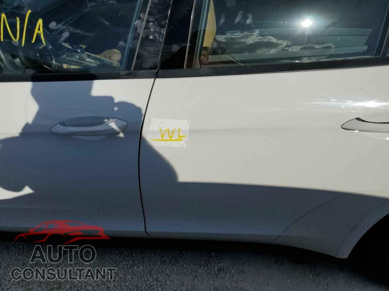 PORSCHE PANAMERA 2018 - WP0AA2A76JL109751