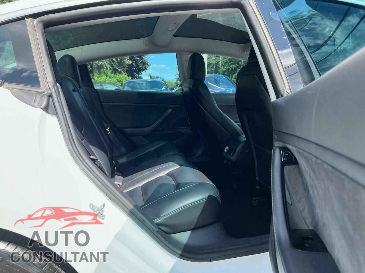TESLA MODEL 3 2020 - 5YJ3E1EB6LF618251