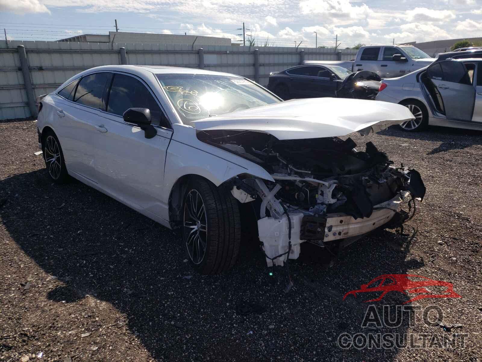 TOYOTA AVALON 2019 - 4T1BZ1FB7KU006334