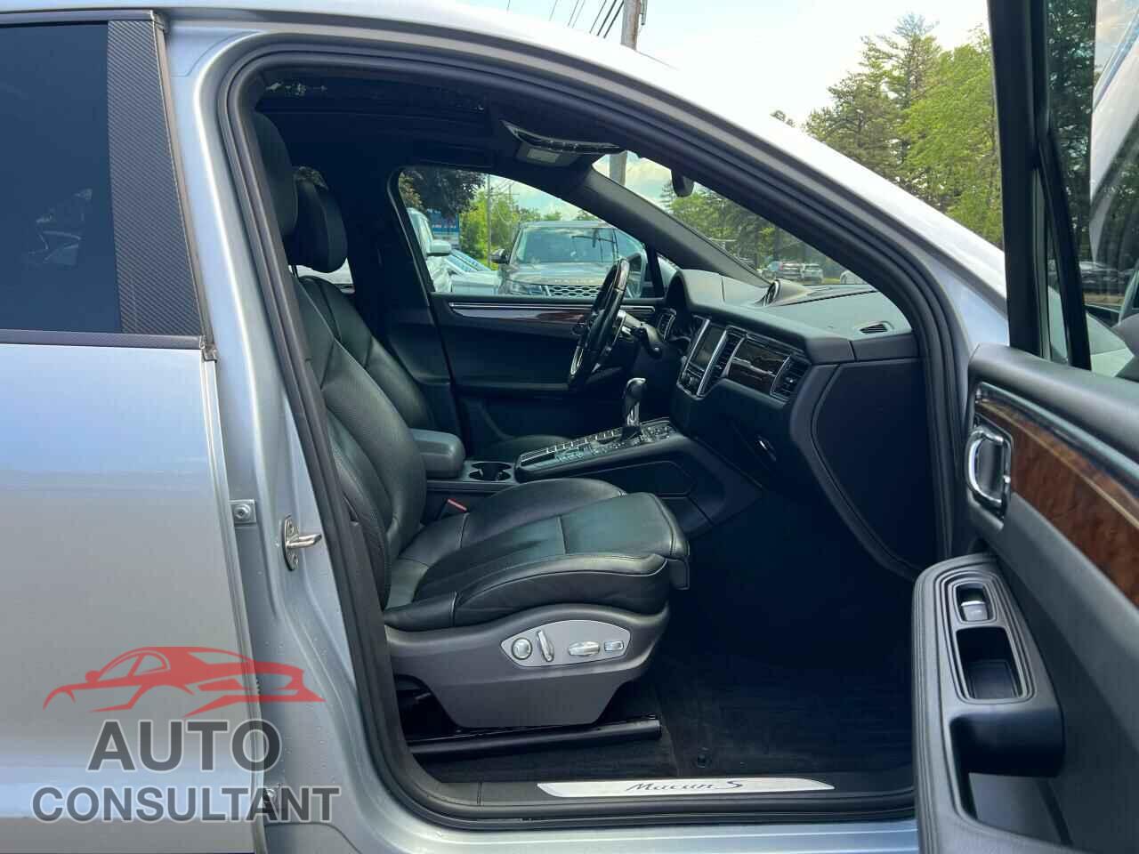 PORSCHE MACAN 2015 - WP1AB2A51FLB53576