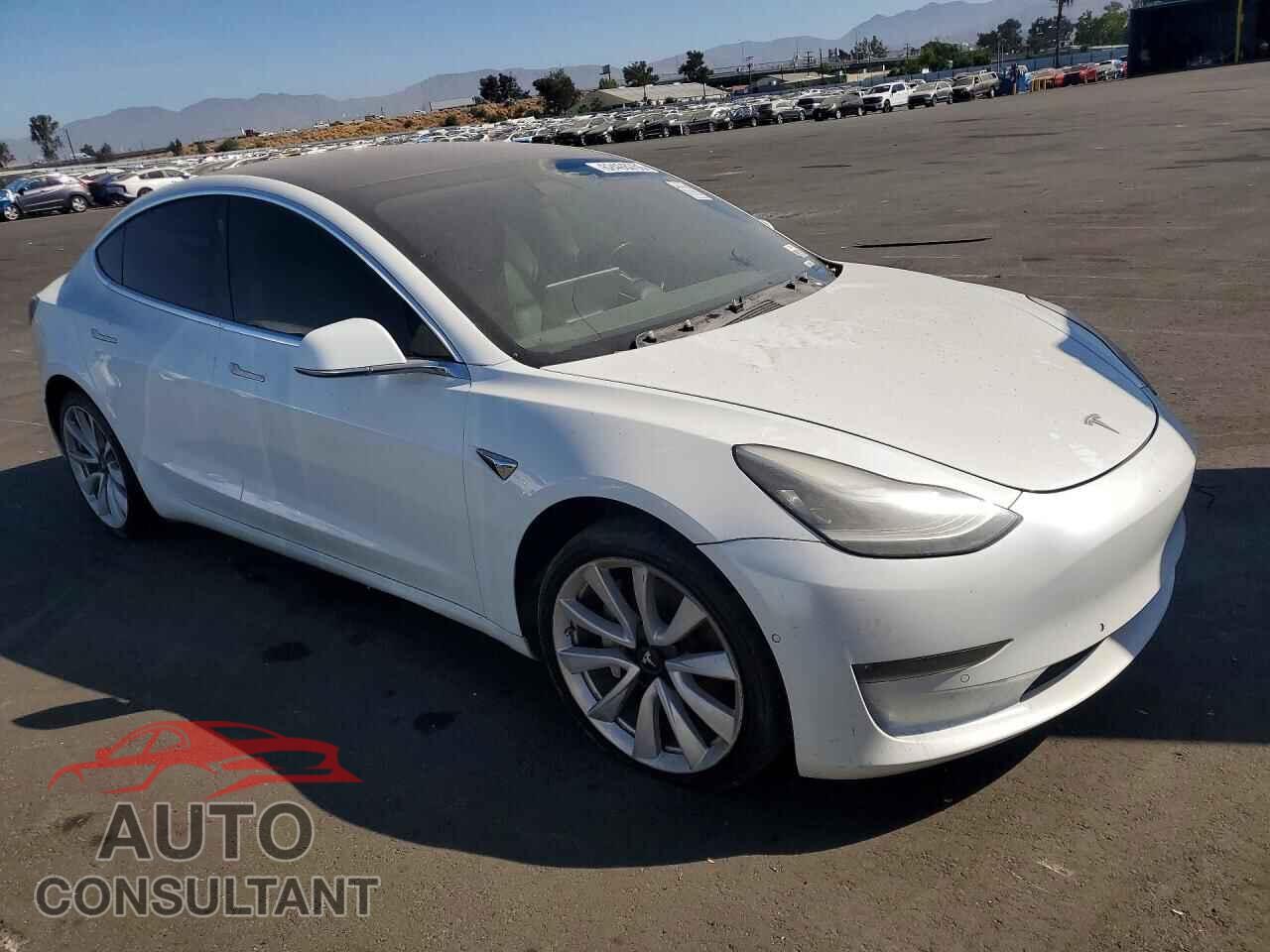 TESLA MODEL 3 2018 - 5YJ3E1EA7JF015829