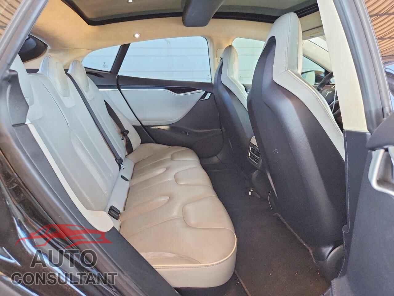 TESLA MODEL S 2013 - 5YJSA1DP0DFP15418