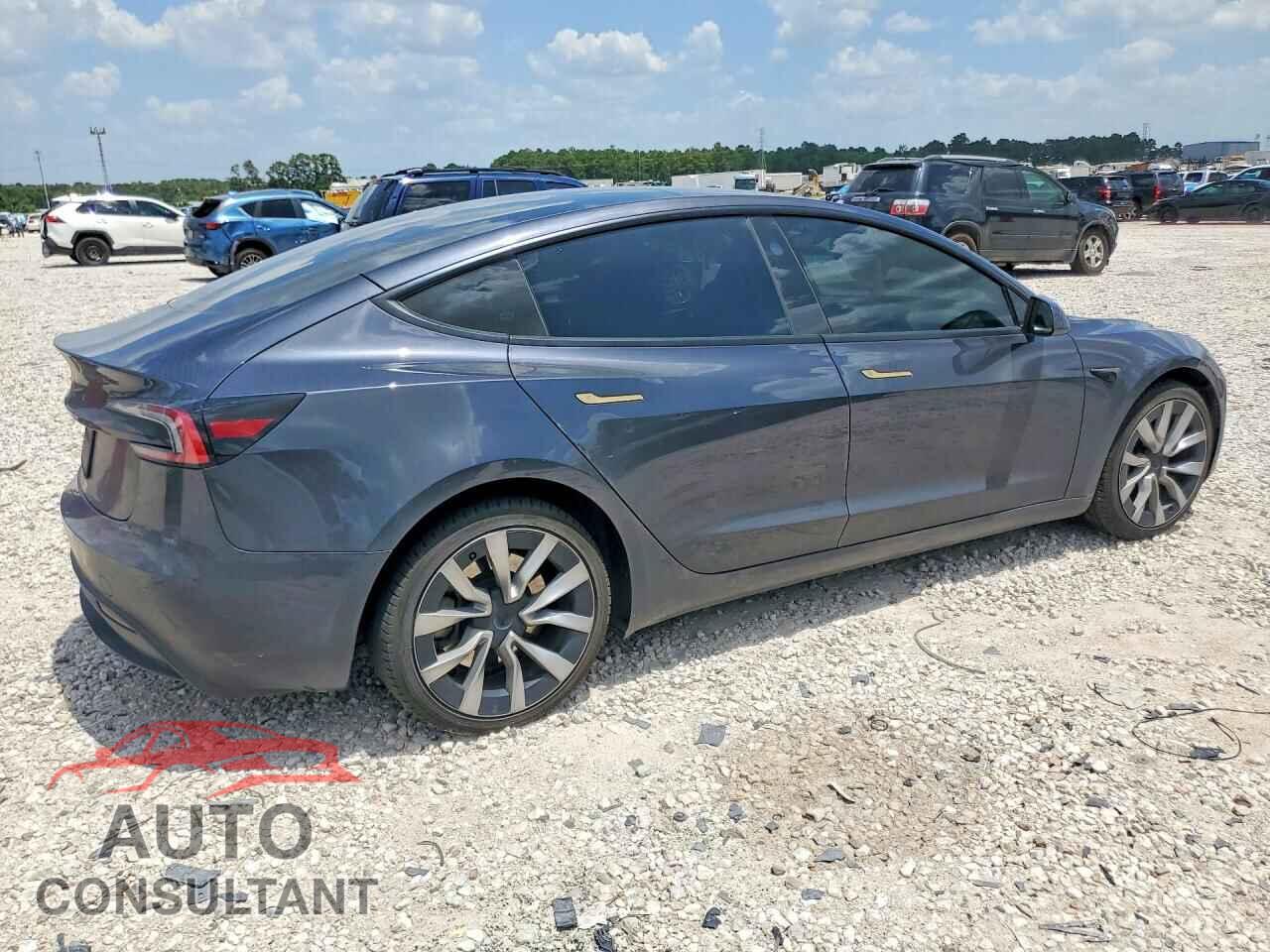 TESLA MODEL 3 2024 - 5YJ3E1EA3RF866005