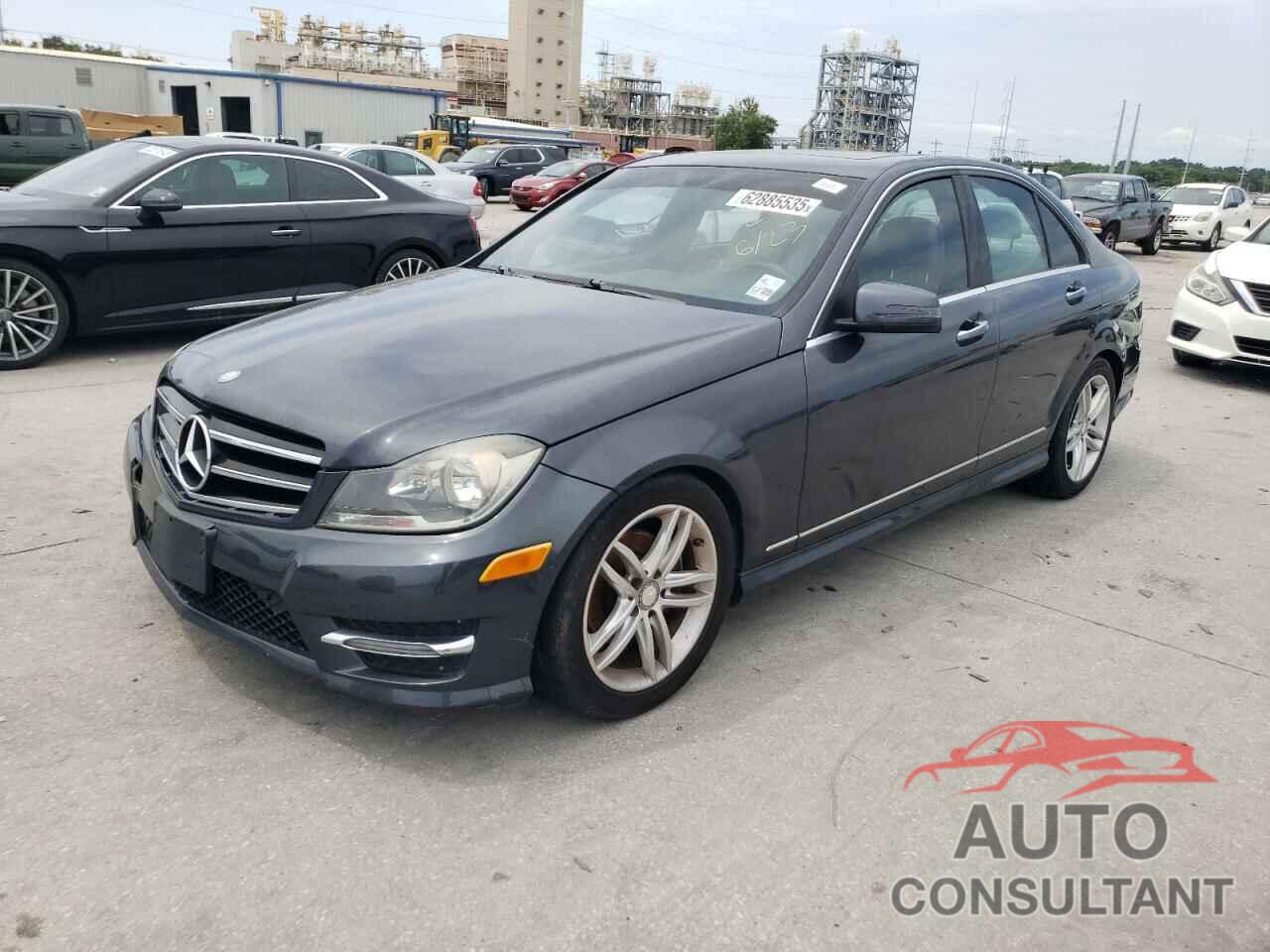 MERCEDES-BENZ C-CLASS 2014 - WDDGF4HB6ER308115