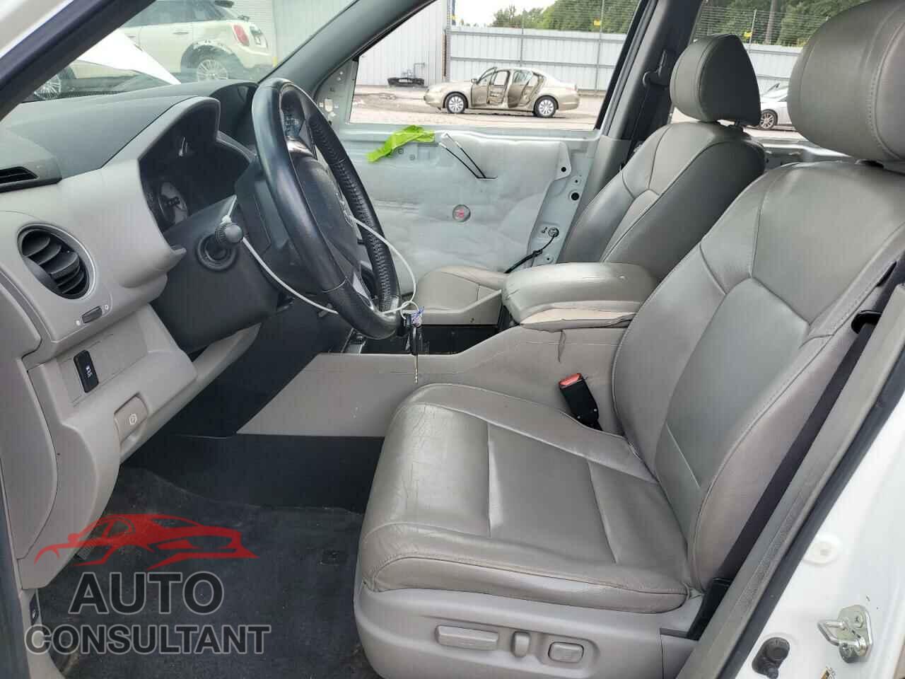 HONDA PILOT 2013 - 5FNYF3H54DB001064