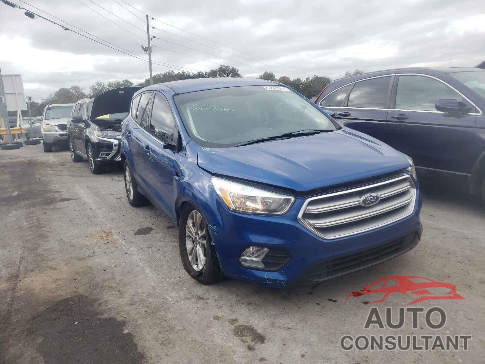 FORD ESCAPE 2017 - 1FMCU0GD9HUE91467