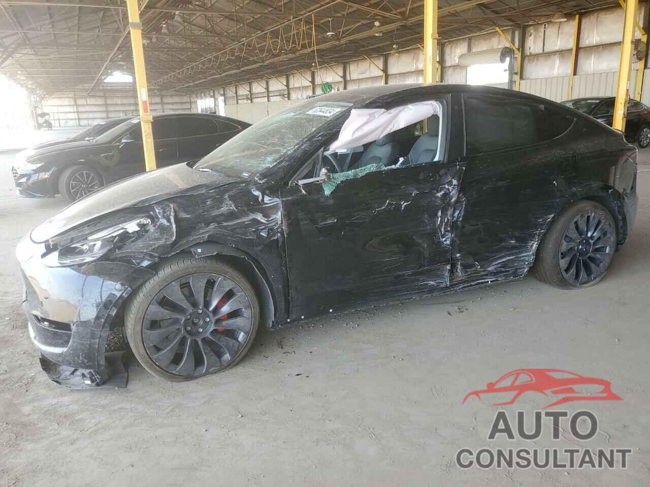 TESLA MODEL Y 2023 - 7SAYGDEF5PF743528