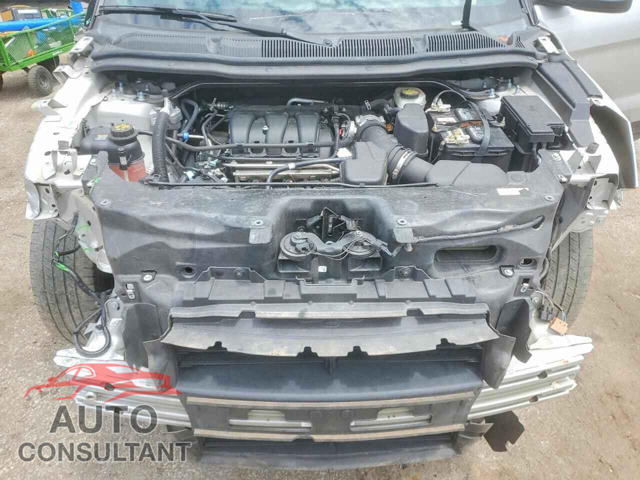 FORD EXPLORER 2018 - 1FM5K7B85JGA59237