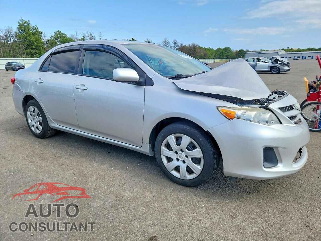TOYOTA COROLLA 2012 - 2T1BU4EEXCC843111