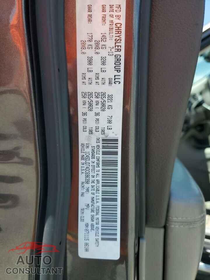 DODGE DURANGO 2013 - 1C4SDJDT4DC696390