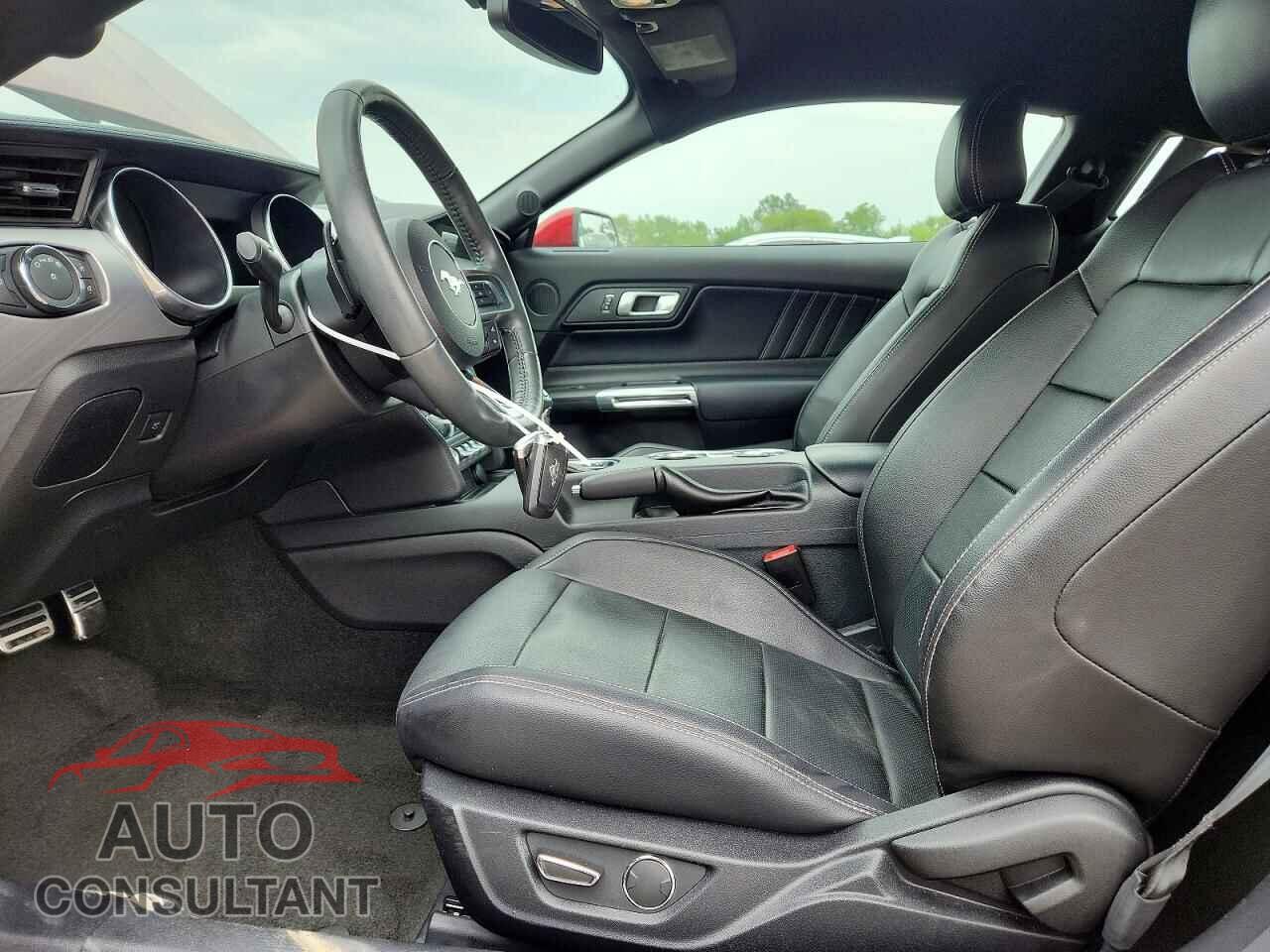 FORD MUSTANG 2018 - 1FA6P8CF4J5116882
