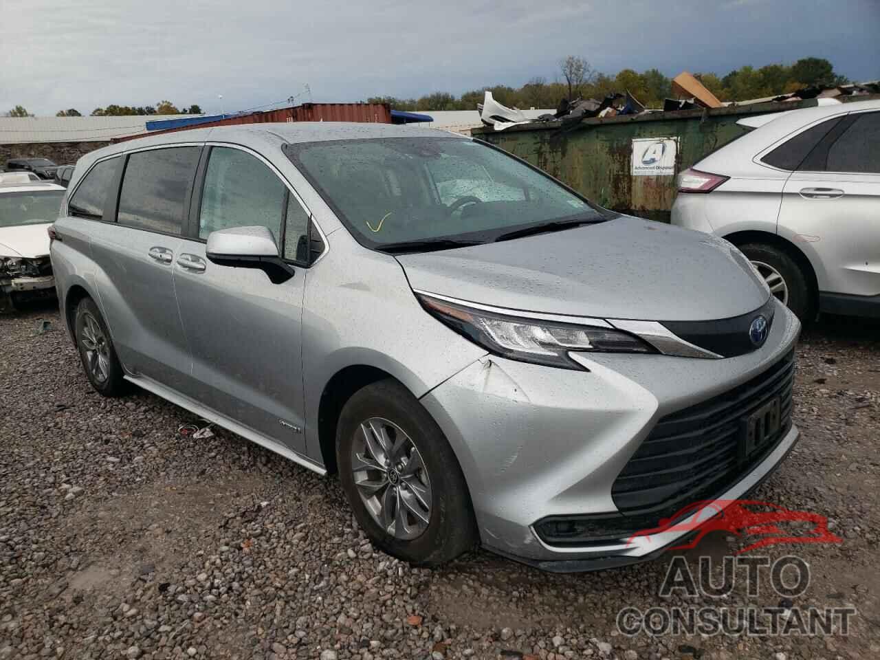 TOYOTA SIENNA 2021 - 5TDKRKECXMS029084