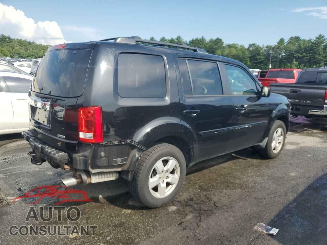 HONDA PILOT 2011 - 5FNYF4H52BB029514