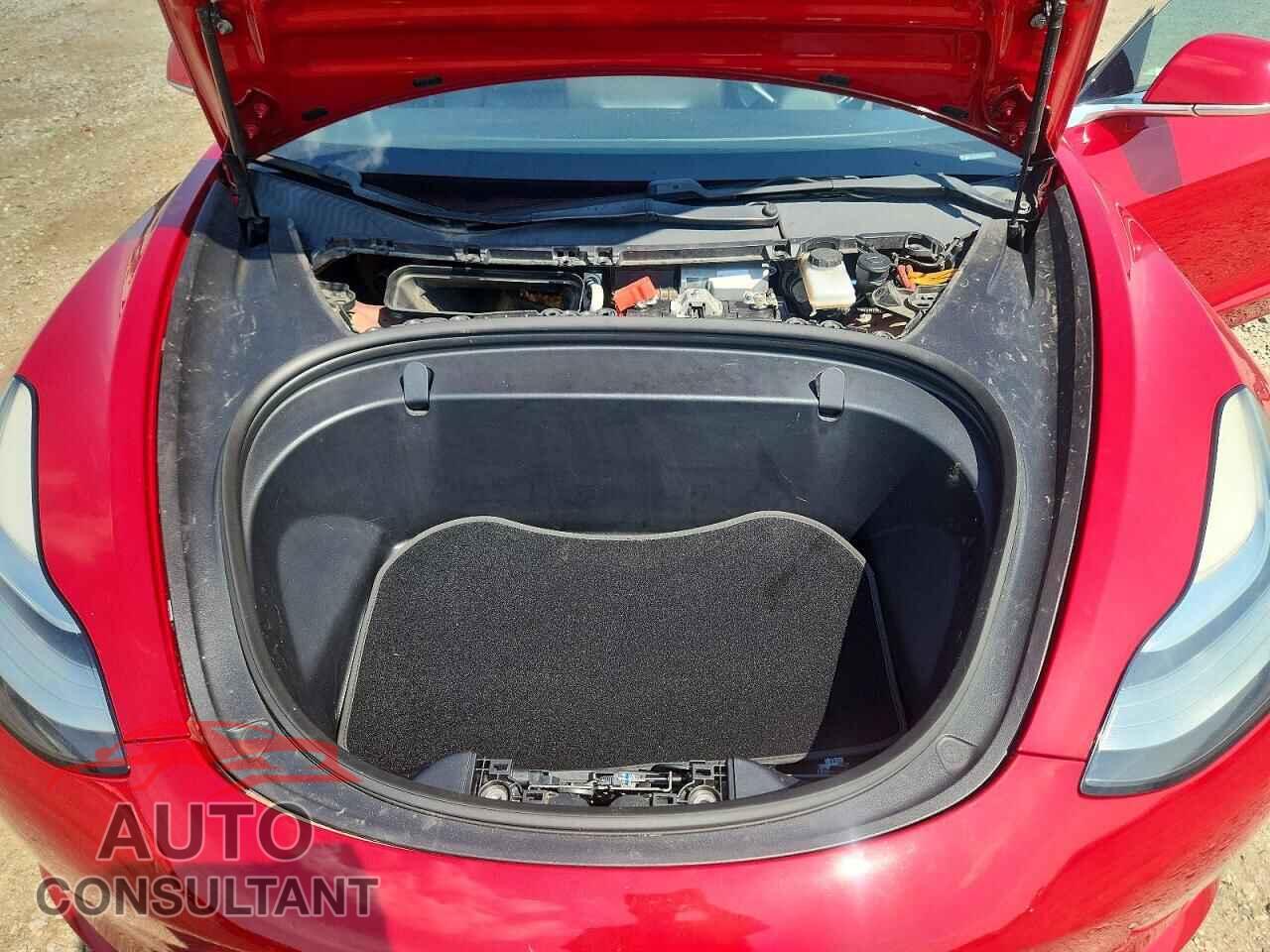 TESLA MODEL 3 2018 - 5YJ3E1EA1JF045683