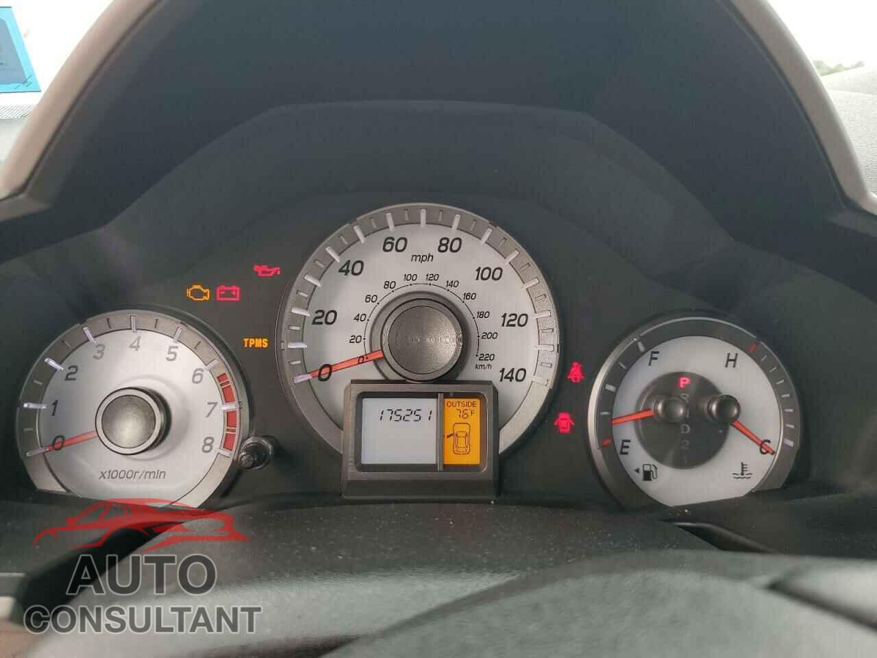 HONDA PILOT 2013 - 5FNYF4H6XDB055046