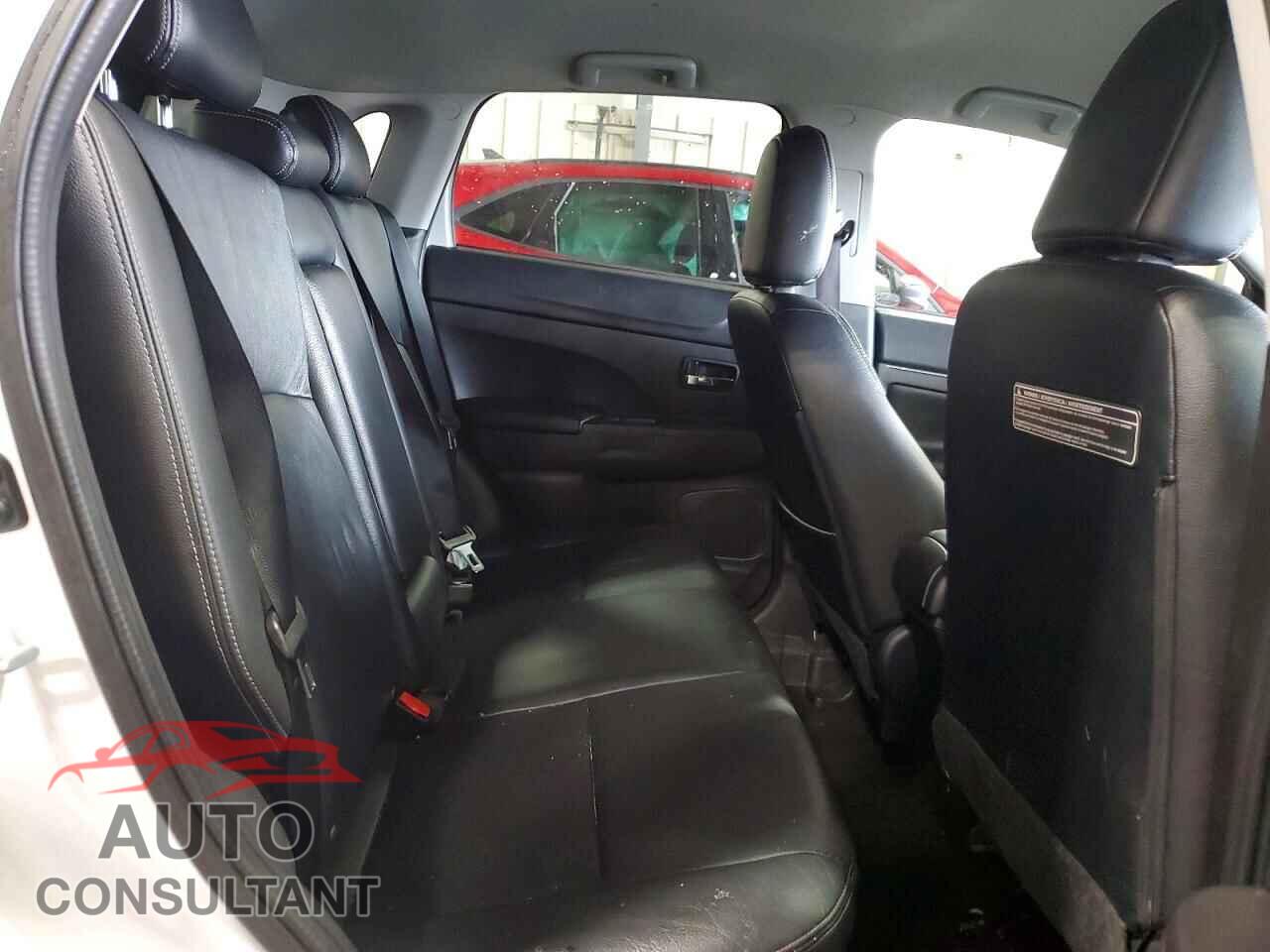 MITSUBISHI OUTLANDER 2015 - 4A4AR4AU7FE007731