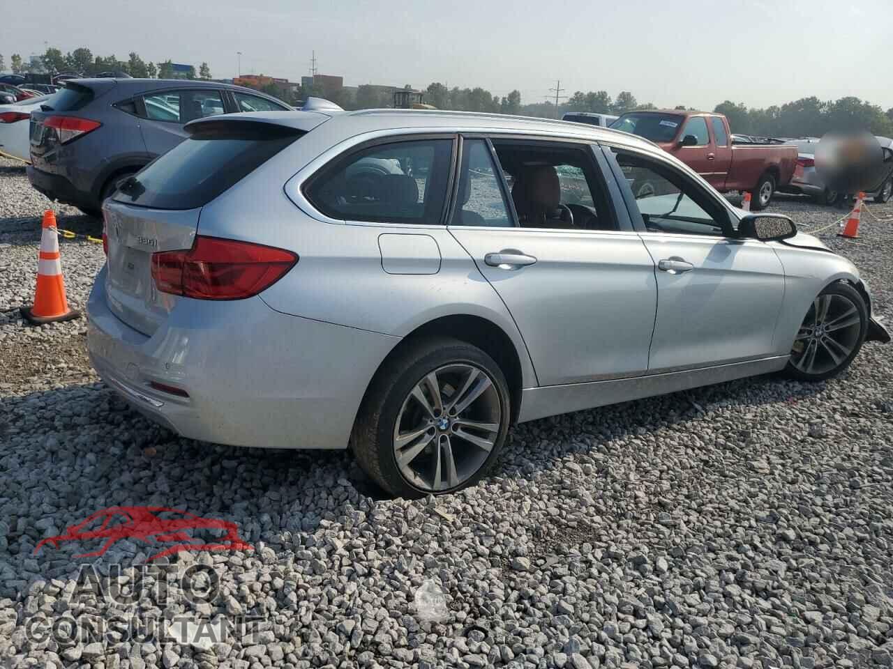 BMW 3 SERIES 2017 - WBA8K3C36HK679449
