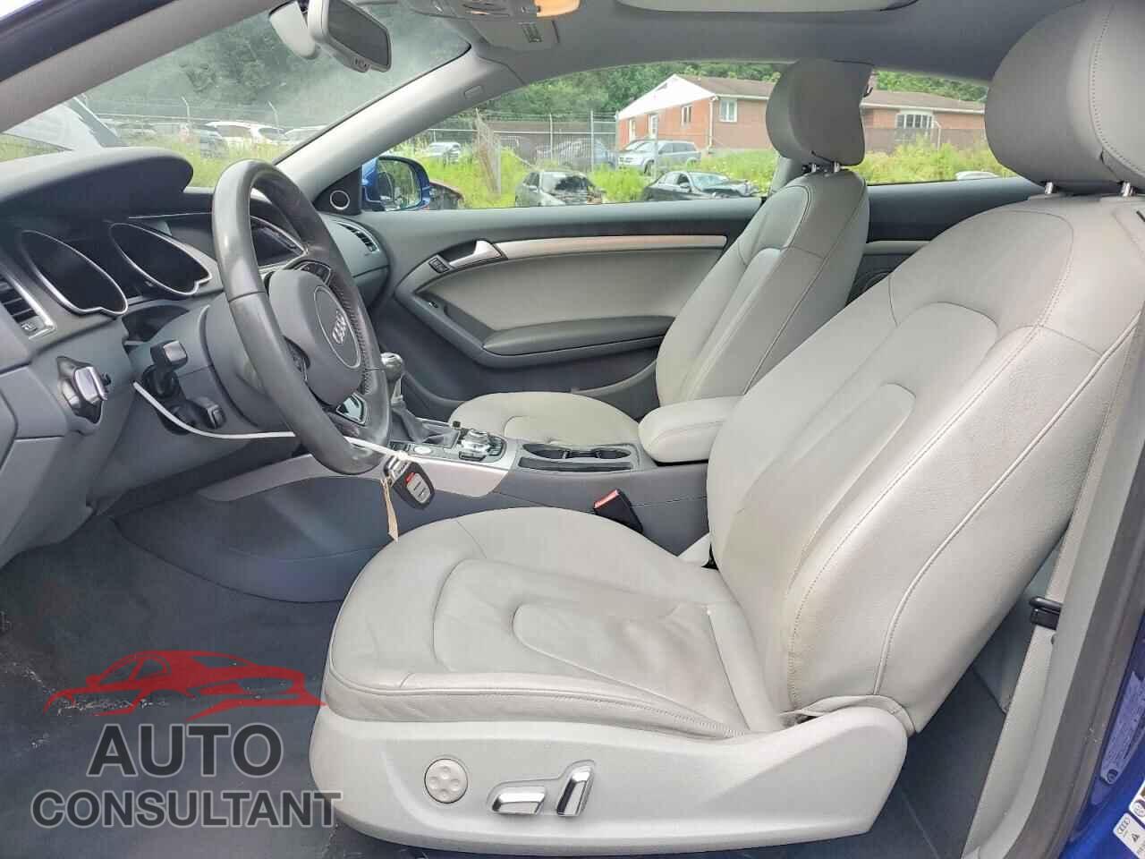 AUDI A5 2014 - WAURFAFR0EA014402